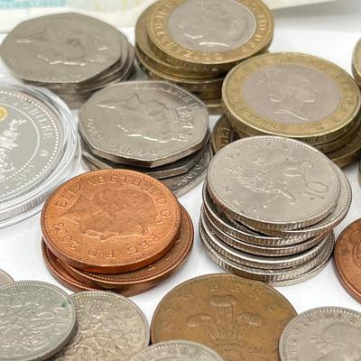 LOT 174J: British Currency Collection