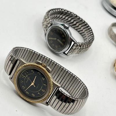 LOT 175J: Big Watch / Watch Part Lot for Parts or Repair - LeJour 17-Jewel Diving Watch, Waltham Pocket Watches and More