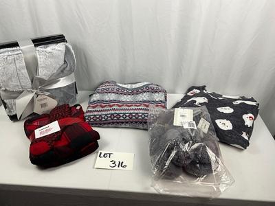Lot I 316 Croft & Barrow Pajamas Two Sonoma Pajamas Brookshire Throw Blanket Slippers