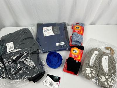 Lot J 320 New Arctic Women’s Snow Pants Heat Holders Socks Fleece Hood Slippers Earmuffs
