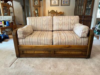 QUALITY LOVESEAT IN GREAT CONDITION