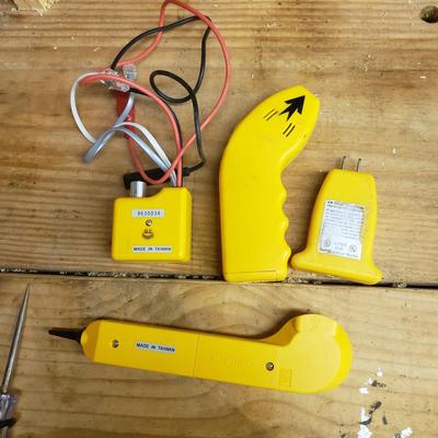 Electronic Testers-Sperry, Greenlee and Extech (B3-KD)