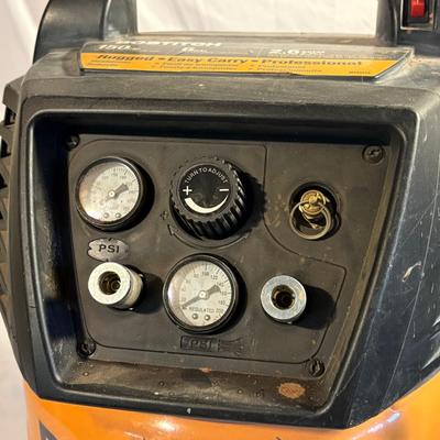 Bostitch Air Compressor w/Nail Gun and Hitachi Brad Nailer (B2-ES)
