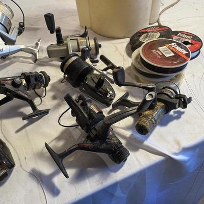 Shakespeare, Abu Garcia, Daiwa, and Other Brand Fishing Reels (B2-ES)
