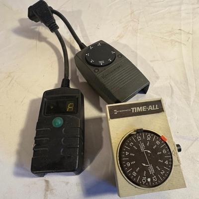 Extension Cords, Power Strips and Timers (B2-ES)