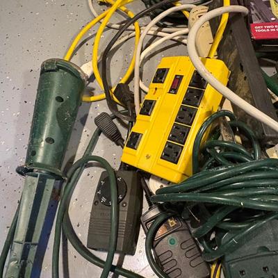 Extension Cords, Power Strips and Timers (B2-ES)