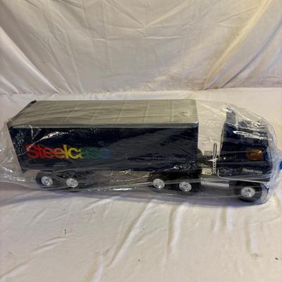 ERTL Steelcase Tractor Trailer Model (B2-ES)