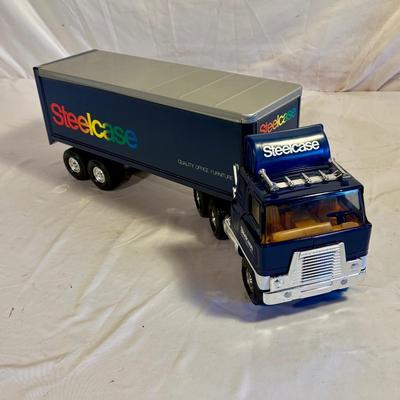 ERTL Steelcase Tractor Trailer Model (B2-ES)