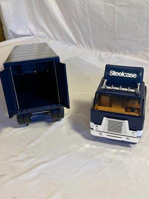 ERTL Steelcase Tractor Trailer Model (B2-ES)