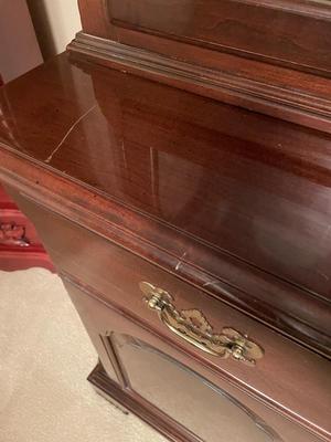 Ethan Allen China Hutch