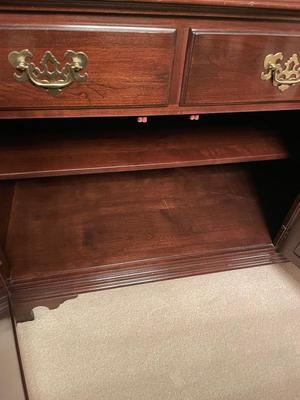 Ethan Allen China Hutch
