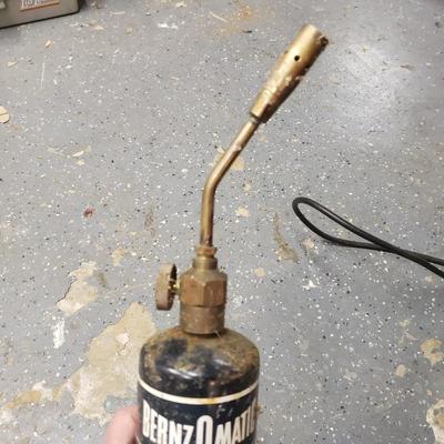 Welding Tanks, Torches and Welding Helmet (B3-KD)
