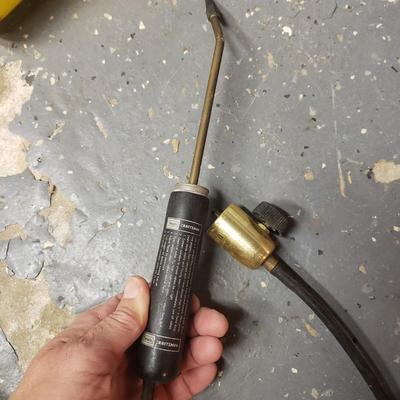 Welding Tanks, Torches and Welding Helmet (B3-KD)