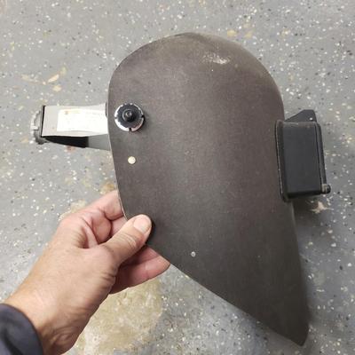 Welding Tanks, Torches and Welding Helmet (B3-KD)