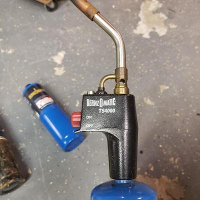 Welding Tanks, Torches and Welding Helmet (B3-KD)