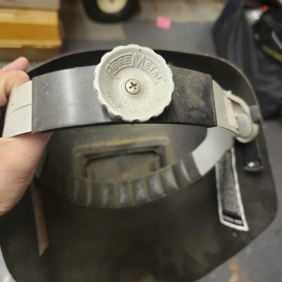 Welding Tanks, Torches and Welding Helmet (B3-KD)