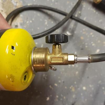Welding Tanks, Torches and Welding Helmet (B3-KD)