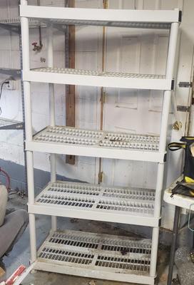 Three Keter Plastic Shelves (B1-KD)