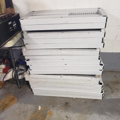 Three Keter Plastic Shelves (B1-KD)