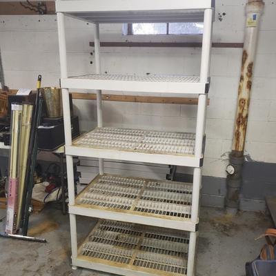 Three Keter Plastic Shelves (B1-KD)