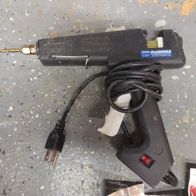 Remington Depress Tool & Fasteners and Three Polymer Glue Guns (B3-KD)