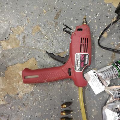 Remington Depress Tool & Fasteners and Three Polymer Glue Guns (B3-KD)