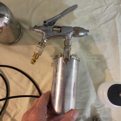 Iwata Air Brush and More (B4-KD)