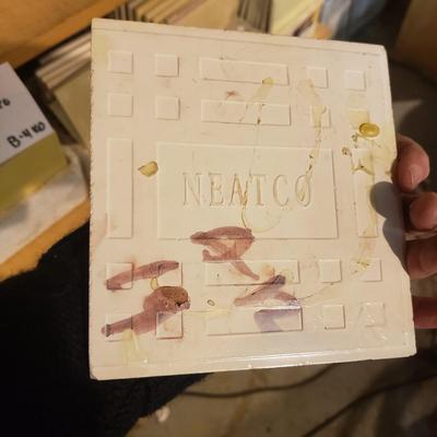 Neatco Textured Art Deco Tiles (B4-KD)