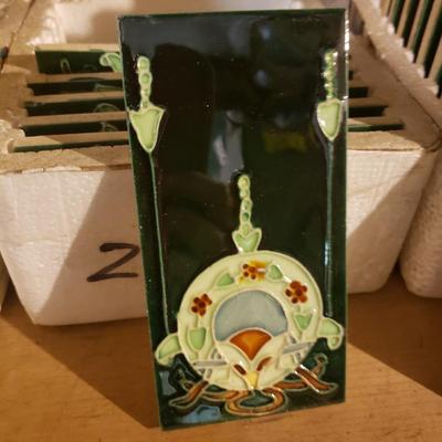 Neatco Textured Art Deco Tiles (B4-KD)