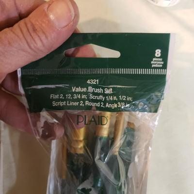 Stencils, Learn to Paint, Brushes & Acrylic Paints (B4-KD)