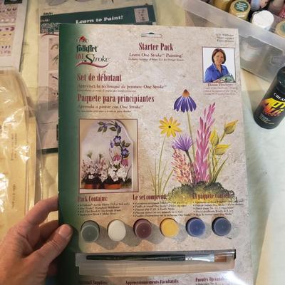 Stencils, Learn to Paint, Brushes & Acrylic Paints (B4-KD)