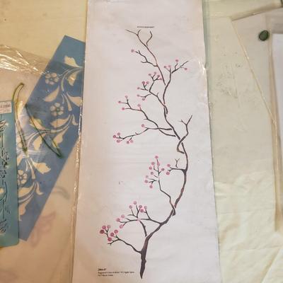 Stencils, Learn to Paint, Brushes & Acrylic Paints (B4-KD)