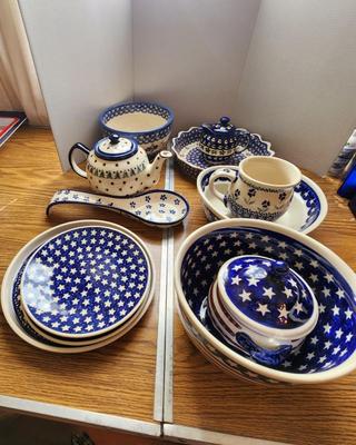 Lot of Polish Boleslawiec Pottery Poland Teapot Bowls Plates Spoon Rest Cup