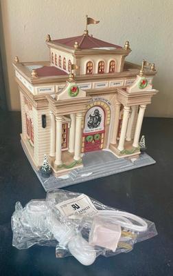 Department 56 Heritage Museum of Art Christmas Village