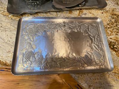 HAMMERED ALUMINUM AND GLASS SERVING PIECES