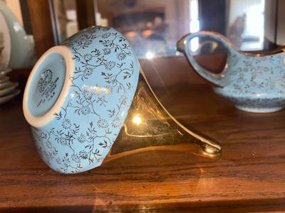 PEARL CHINA SUGAR AND CREAM SET HAND DECORATED WITH 22 KARAT GOLD