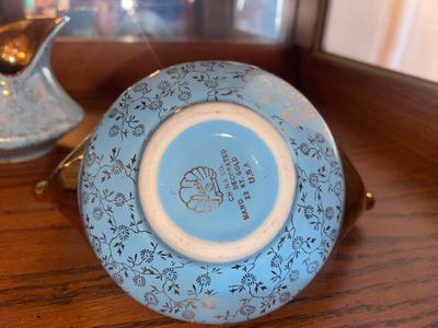 PEARL CHINA SUGAR AND CREAM SET HAND DECORATED WITH 22 KARAT GOLD