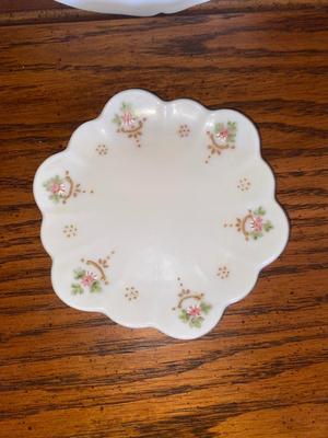ANTIQUE CHINA PIECES