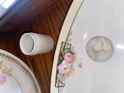 A VARIETY OF ANTIQUE CHINA BY DIFFERENT MAKERS