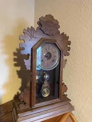 ANTIQUE PENDULUM MANTLE CLOCK WITH KEY