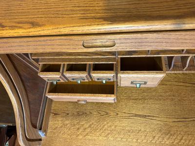 BEAUTIFUL WOOD ROLLTOP DESK