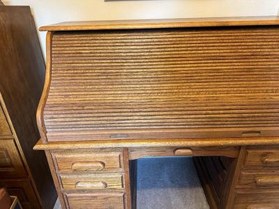 BEAUTIFUL WOOD ROLLTOP DESK