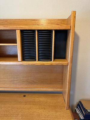 COMPUTER DESK W/HUTCH AND VERY NICE DESK CHAIR