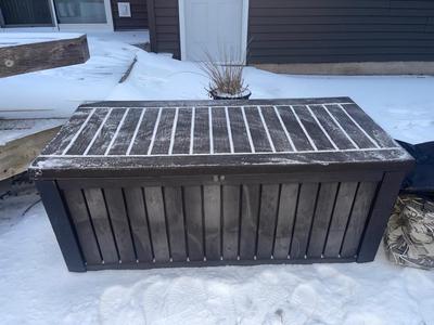 O2-outdoor plastic storage box with contents
