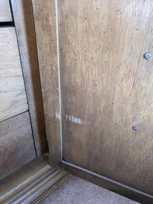 TOUR NAVACA By STANLEY 6 DRAWER DRESSER WITH 2 MIRRORS