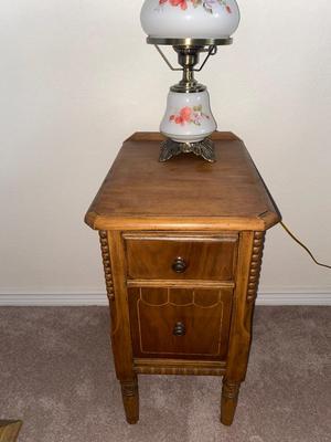 ANTIQUE 2 DRAWER NIGHT STAND AND GLASS GLOBE LAMP (1of2)