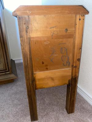 ANTIQUE 2 DRAWER NIGHT STAND AND GLASS GLOBE LAMP (1of2)