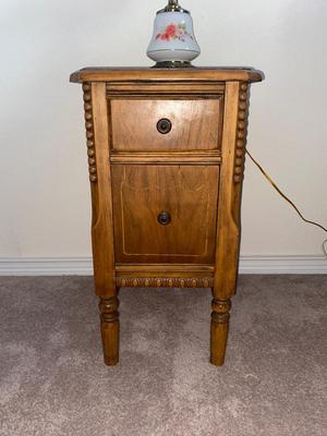 ANTIQUE 2 DRAWER NIGHT STAND AND GLASS GLOBE LAMP (1of2)