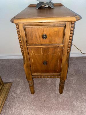 ANTIQUE 2 DRAWER NIGHT STAND AND GLASS GLOBE LAMP (2of2)