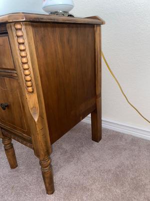 ANTIQUE 2 DRAWER NIGHT STAND AND GLASS GLOBE LAMP (2of2)